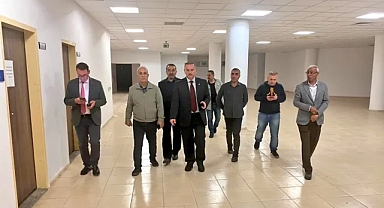 Rektör Güllüoğlu'ndan kütüphane için 'ikram' açıklaması!