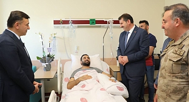 Urfa'daki çatışmada yaralanmıştı! Vali Ayhan'dan ziyaret!
