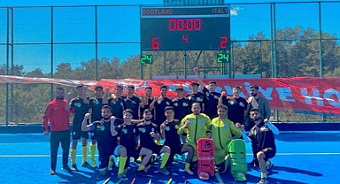 Urfa ekibi hokey turnuvasında play-off’a yükseldi!