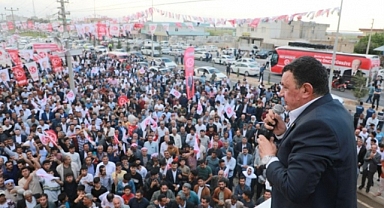 Akçakale’de MHP’ye Sevgi Seli!