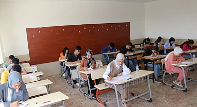 Başkan Aksoy'dan Sınavlar Öncesi Öğrencilere Destek