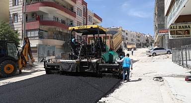 Haliliye’de Sıcak Asfalt Çalışmaları Tam Not Alıyor