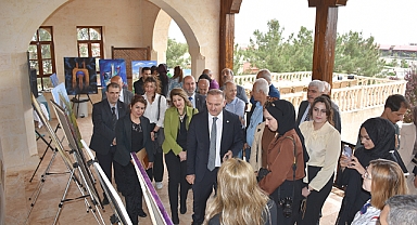 Harran Üniversitesi’nde “Harran” Konulu Çalıştay ve Sergi Düzenlendi
