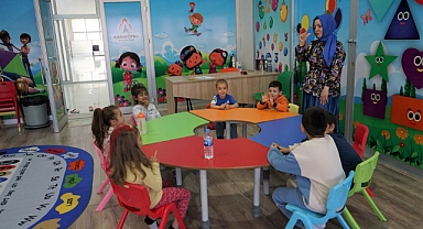 Karaköprü’de Kadınlar Karamek Kurslarında Meslek Öğreniyor