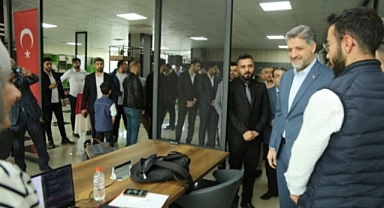 Önen: Bilişim ve teknolojide gençlerimizin destekçisiyiz