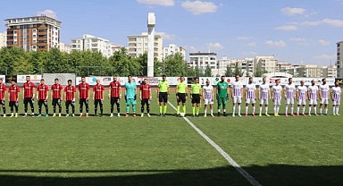 Play-off'ta çeyrek final ilk maçı oynandı: Karaköprü Belediyespor umduğunu bulamadı!