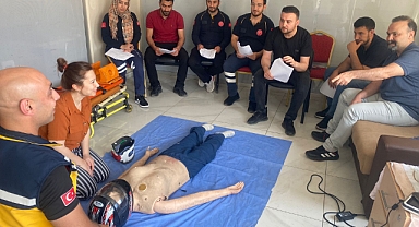 Sağlık Çalışanlarına Travma İleri Yaşam Desteği Eğitimi Verildi.