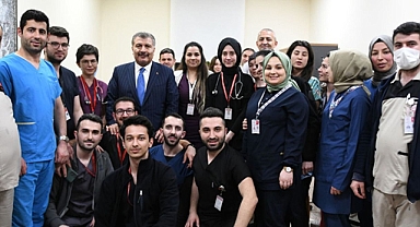 Seçimde kaç hastaya ulaşıldı? Bakan Koca’dan açıklama geldi!