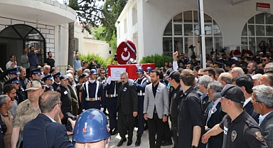 Şehit jandarma Urfa'da son yolculuğuna uğurlandı!