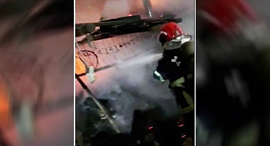 Urfa'da alevler geceyi aydınlattı! Korkutan yangın
