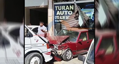 Urfa'da kontrolden çıkan kamyonet bir işyerine daldı!