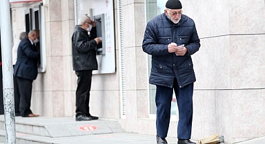 Bakan açıkladı! Yaşlı ve engelli aylıkları ne zaman yatacak?