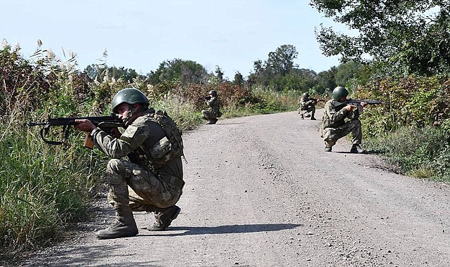 Bakanlık duyurdu! Sınırı geçmeye çalışan 3 şahıs yakalandı!