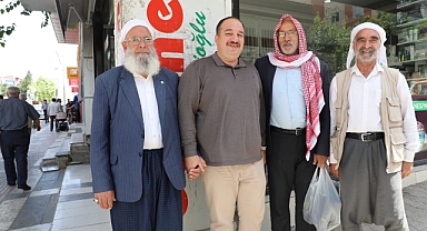 Başkan Ekinci mesaiye esnafları ziyaret ederek başladı