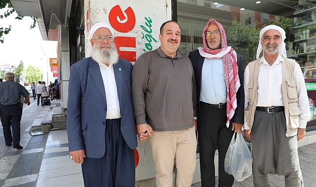 Başkan Ekinci mesaiye esnafları ziyaret ederek başladı