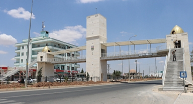 Büyükşehir Belediyesi’nden Akçakale’ye Modern Üst Geçit