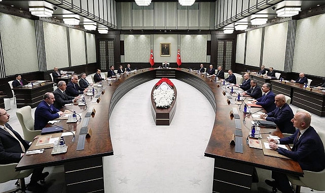 Gözler kurulacak kabinede! Saymaz, bakan olabilecek isimleri yazdı!