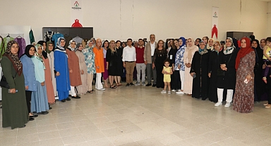 Karaköprü'de kursiyer kadınların el emeği ürünleri sergilendi