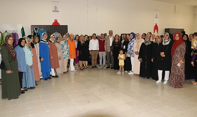 Karaköprü'de kursiyer kadınların el emeği ürünleri sergilendi
