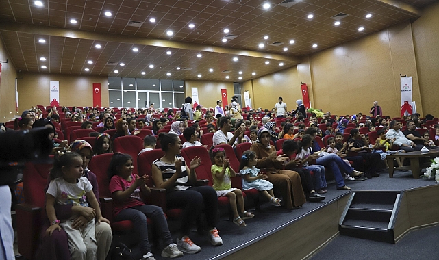 Karaköprülü çocuklar pepee ile doyasıya eğlendi