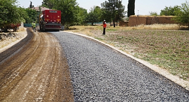Kırsal Kalecik ve Mağarcık mahallelerinde sathi kaplama çalışmaları