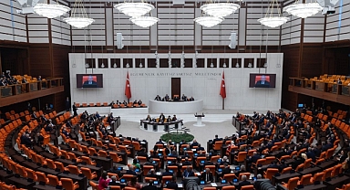 Meclis’te yeni grup girişimi! Üçü bir araya gelecek!
