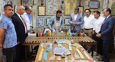 Şanlıurfa’daki Sanat Sokağında el sanatları sergisi