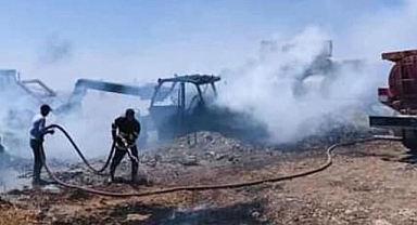 Urfa’da iş makinesi alevlere teslim oldu!