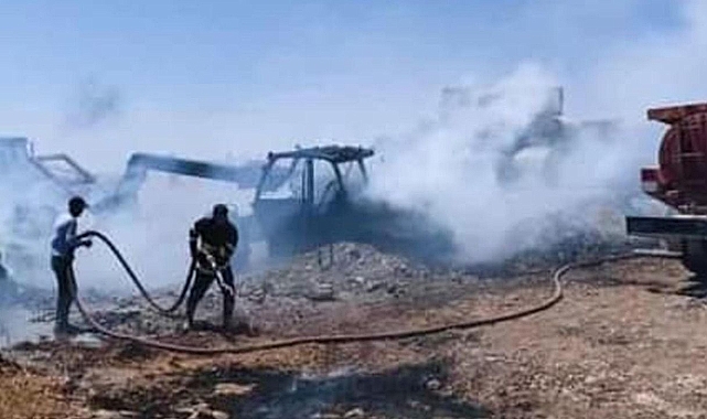 Urfa’da iş makinesi alevlere teslim oldu!