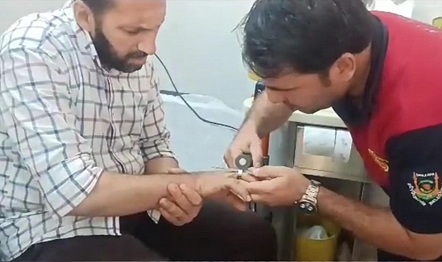 Urfa'da parmağına yüzük takan vatandaş hastanelik oldu!