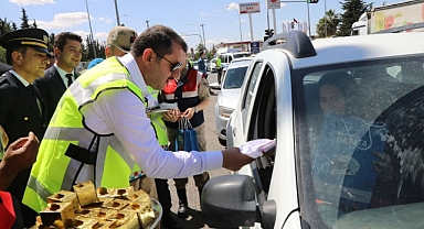 Vali Ayhan trafik konusunda uyarıda bulundu!