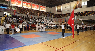 Başkan Beyazgül, ‘Gençler İçin Durmak Yok, Yola Devam’’
