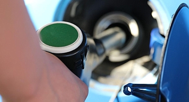 Benzine büyük zam!