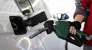 Benzine büyük zam geliyor!
