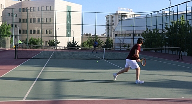 Büyükşehir’den 15 temmuz milli birlik günü kapsamında tenis turnuvası