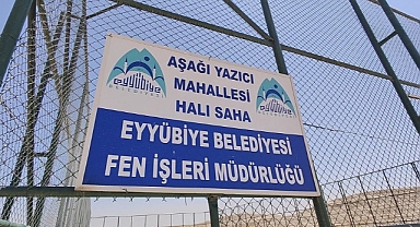 Eyyübiye’de Üç Mahalle Daha Halı Sahaya Kavuştu