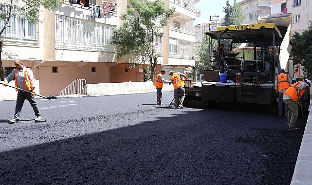 Haliliye’de mahalleler sıcak asfaltla buluşuyor