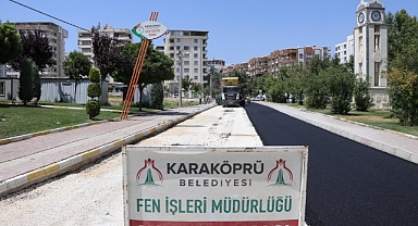 Karaköprü Akpiyar Mahallesinde asfalt çalışmaları