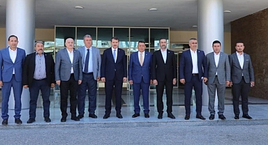 MHP'li heyet Urfa'ya geldi! Deprem ve sel süreci görüşüldü!