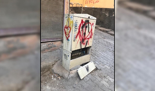 Urfa’daki elektrik panosu tehlikeye davetiye çıkardı!