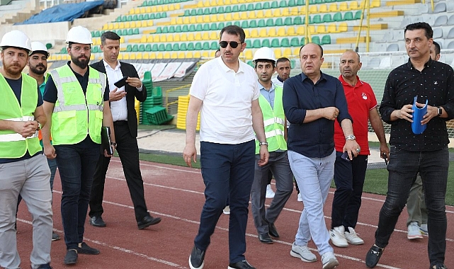 Vali Ayhan,11 Nisan GAP Stadında incelemelerde bulundu
