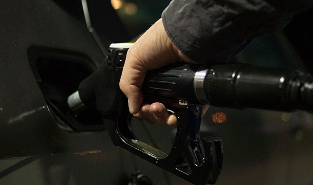 Araç sahipleri dikkat! Benzine okkalı zam geliyor!