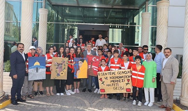 Başkan Beyazgül'den gençlere Halfeti gezisi sürprizi