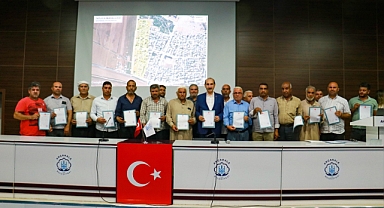 Başkan Yalçınkaya İle Bir Mahallenin Daha Tapu Sorunu Çözüldü