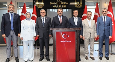 Milli Eğitim Bakanı Yusuf Tekin Şanlıurfa Valiliği'ni ziyaret etti