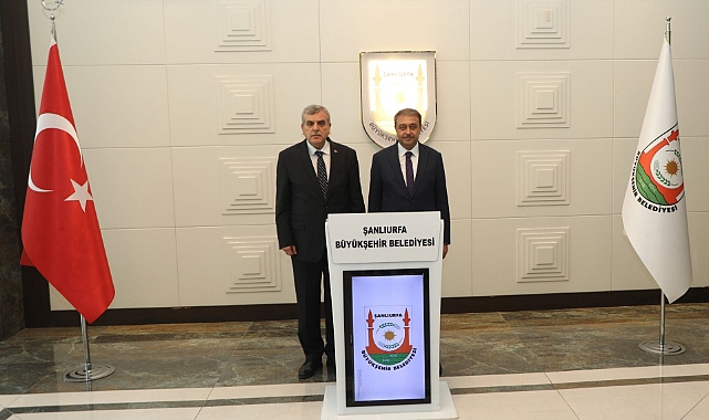 Valisi Hasan Şıldak'tan Başkan Beyazgül’e iade-i ziyaret