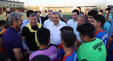 15 yıl önce köy demişti! Tanju Çolak, Urfa’da futbol okulu açacak!