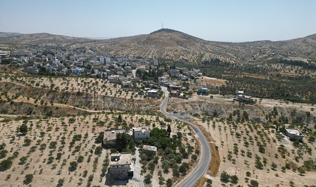 Büyükşehir'den İki İlçede Sathi Asfalt Çalışması