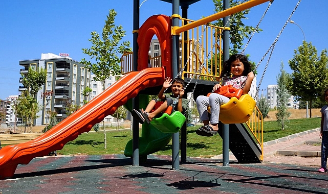 Doğukent’e Yeni Parklar Kazandırıldı