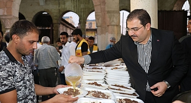 Gelenek sürüyor: Haliliye Belediyesinden tirit ikramı